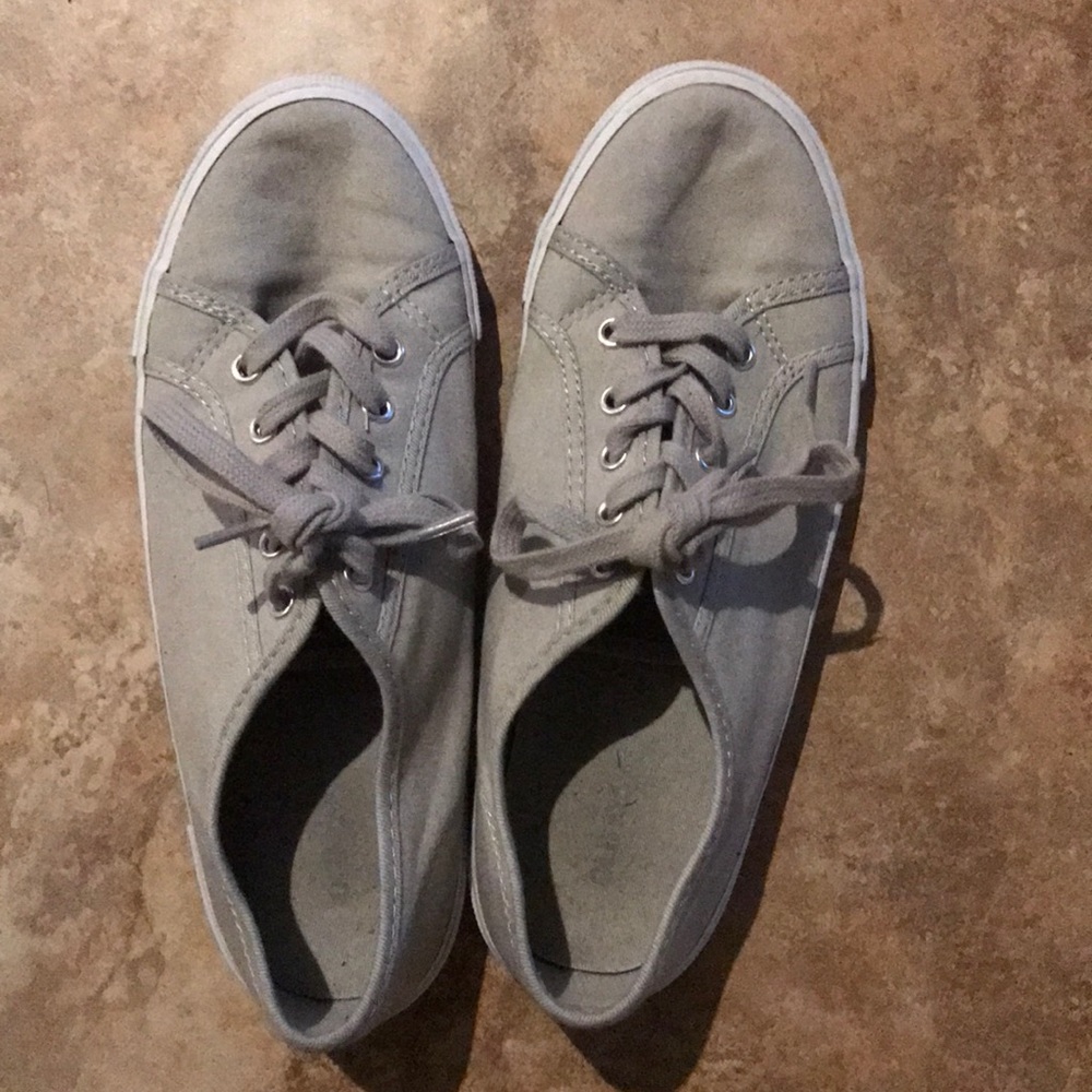 Flat Sneakers